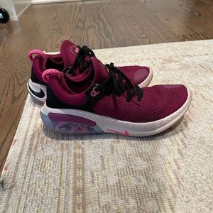 Nike Joyride Run